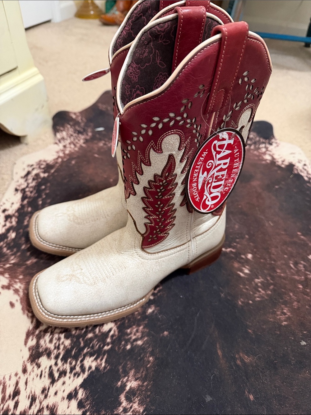 Laredo Cream and Red Western Embroidered Heeled Boots